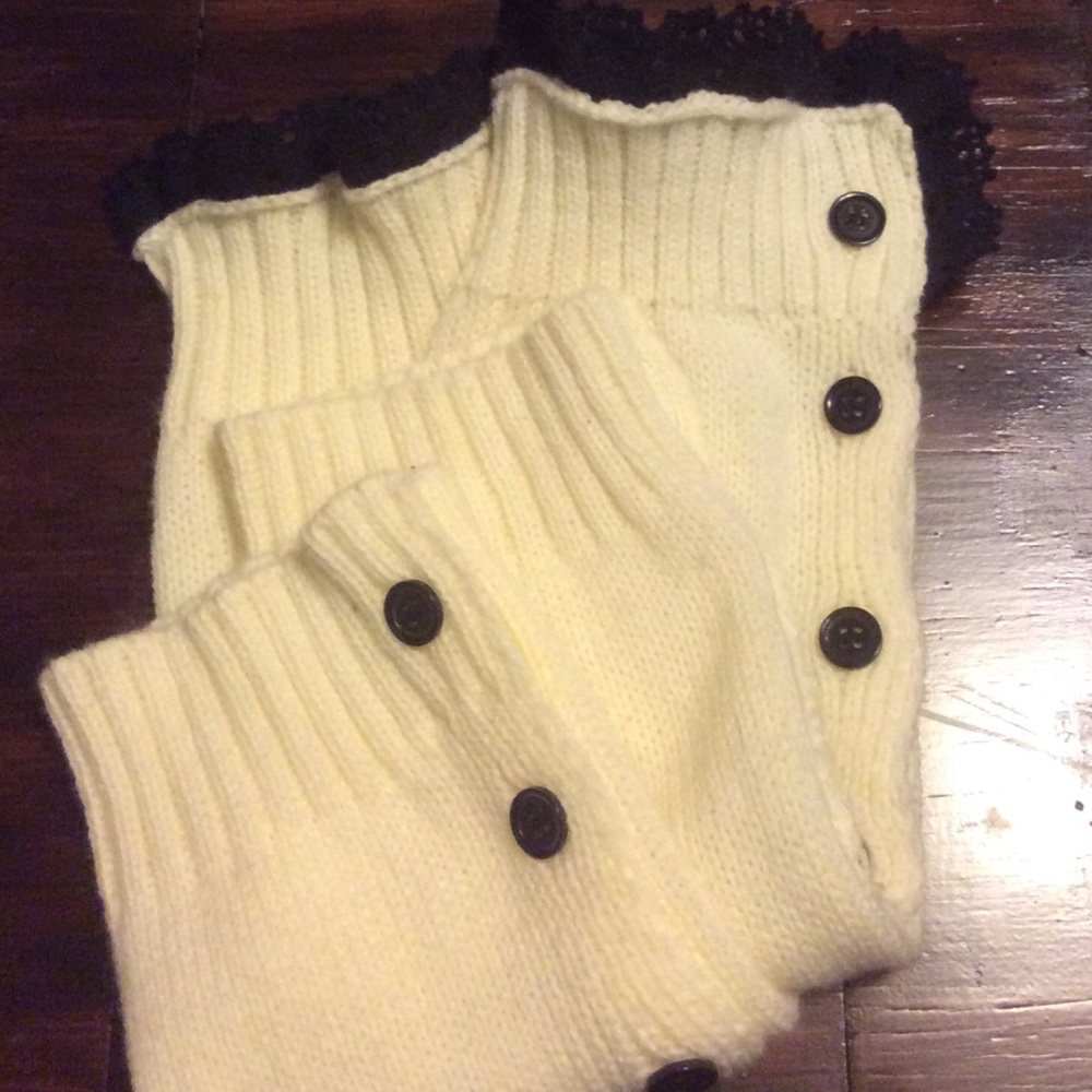 NWOT Ivory & Black Leg Warmers - Button Sides